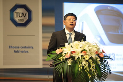 南京市副市長羅群開場發言