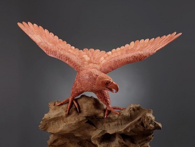 綺麗珊瑚 - 《鵬程萬里》稀世珍貴、展現完美工藝來自深海的紅珊瑚作品